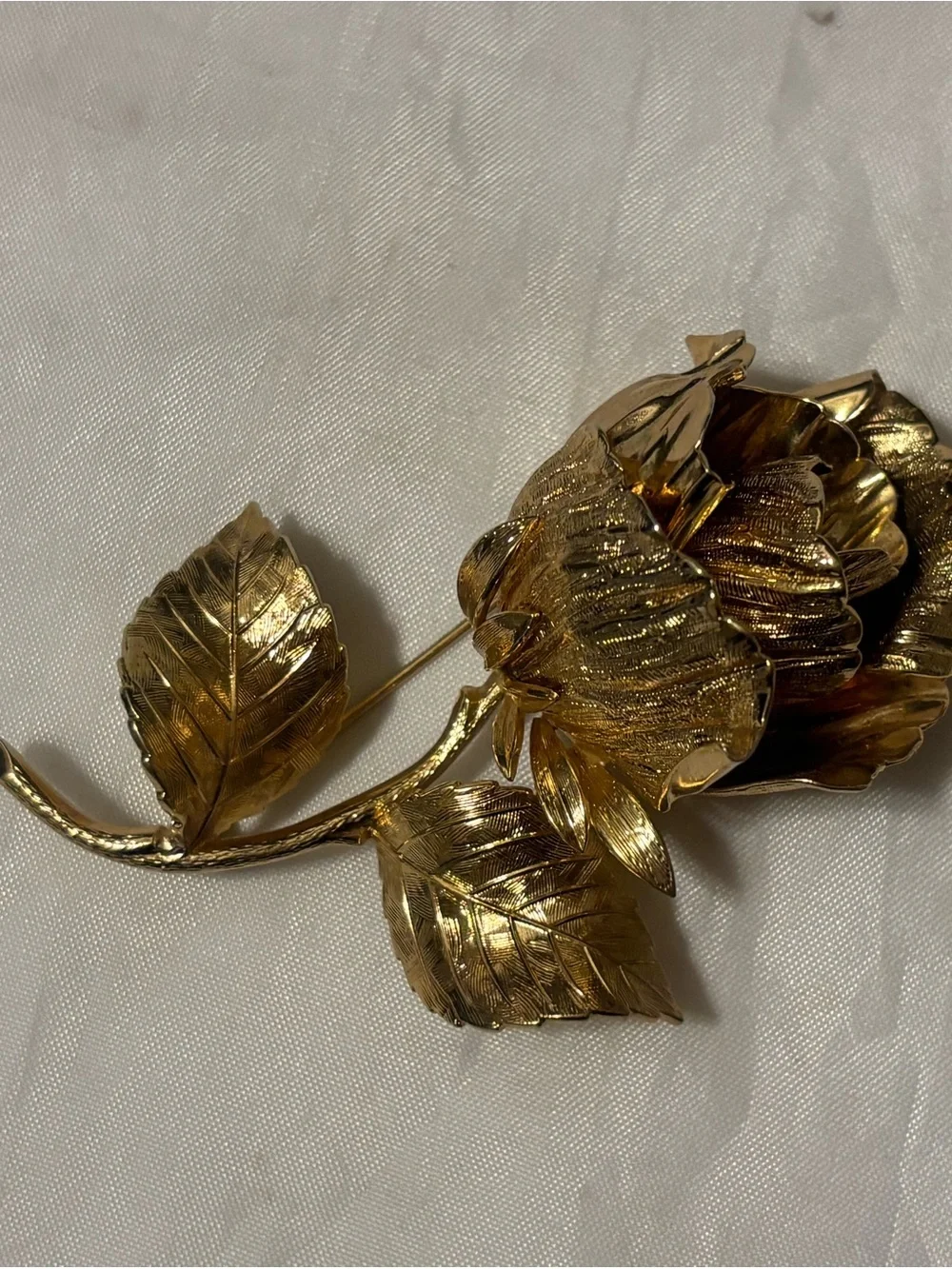 Vg Christian Dior Grosse Germany Gold Plated Textured Rose Brooch